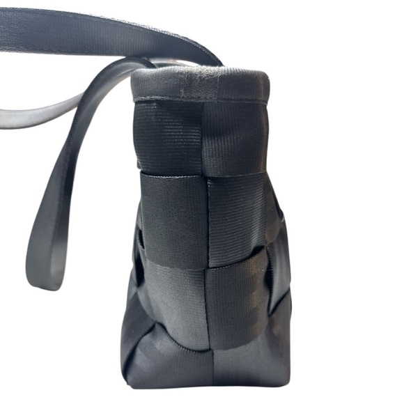 Harveys Seatbelt Shoulder Bag Gray Medium Tote - Picture 7 of 12